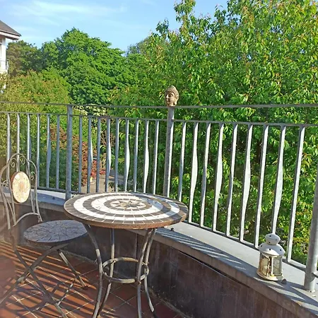 Stunning View 2 Bedrooms *