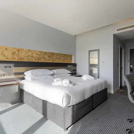 Doubletree By Hilton Edinburgh - Queensferry Crossing Otel