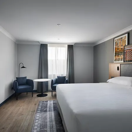 Marriott Holyrood Hotel 4*
