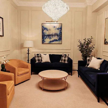 Frederick House 4*