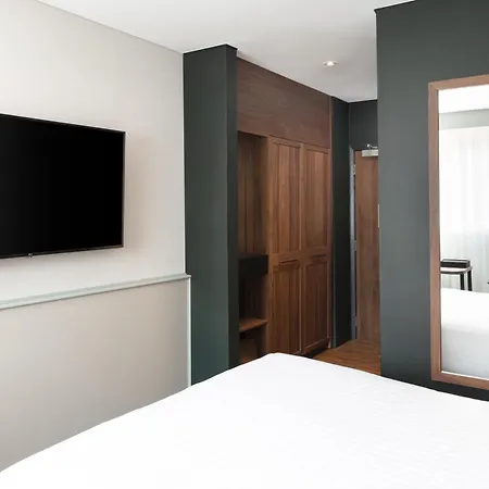 Four Points By Sheraton Hotel
