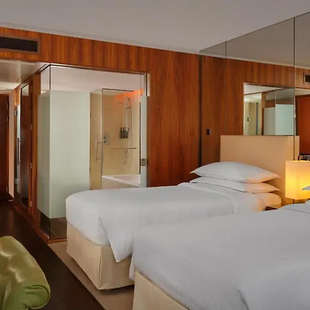 Sheraton Grand & Hotel 5*