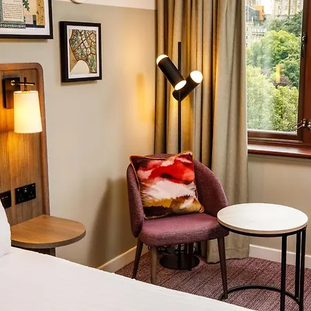 Mount Royal By The Unlimited Collection 4*