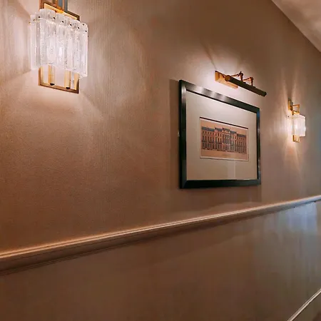 Hotel Frederick House