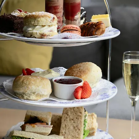 Old Waverley Edinburgh