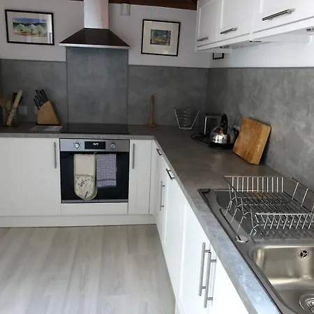 Ferienhaus Guestready - Classic Charm Near Holyrood Park *