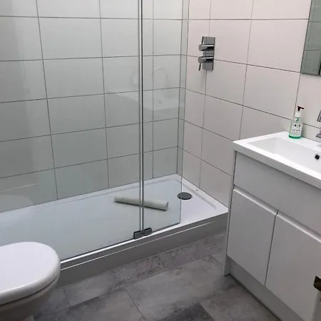 Ferienhaus Guestready - Classic Charm Near Holyrood Park EDI