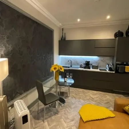 Complete Centre Comfort