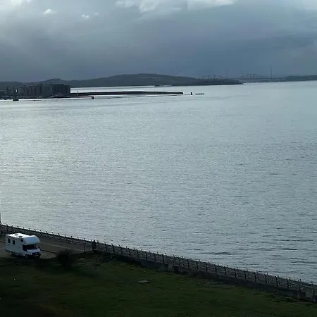 Apartment Spacious Penthouse