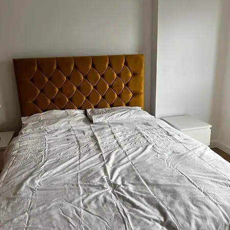 Spacious Penthouse Apartment Edinburgh
