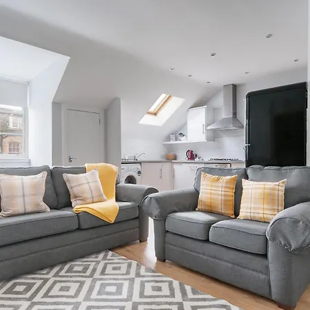High Street Appartement *