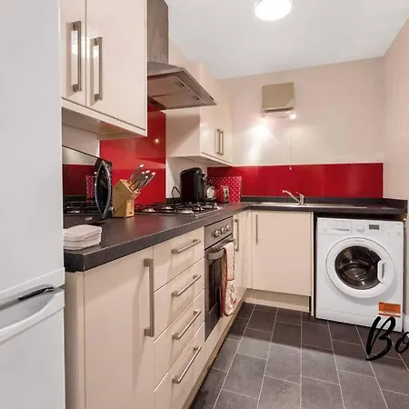 Monge Old Town 2br-1ba, Near Royal Mile By Bonjour Residences Apartment Edinburgh