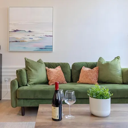 Dragon - Centre 1 Bed