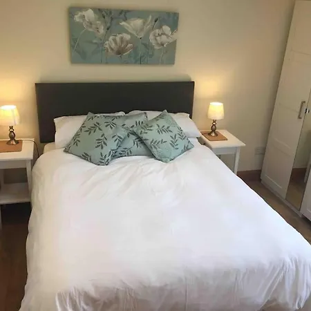 Wardie Garden Apartment *