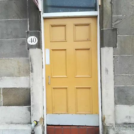 Homely Tenement For 2 Near Botanic Gardens شقة *