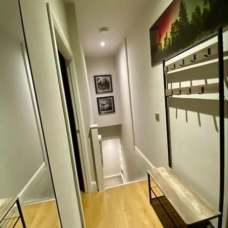 Pied-a-terre * Edinburgh