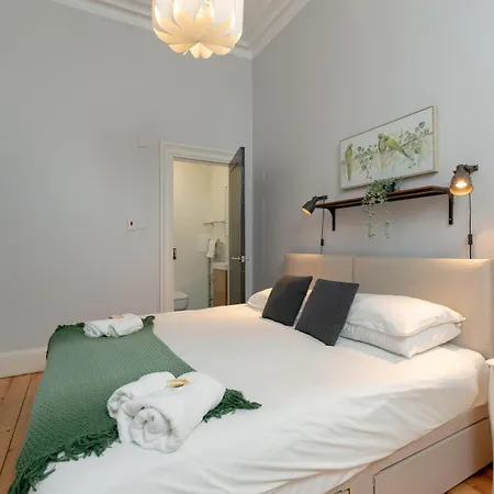 Pass The Keys Main Door 3 Bed With Free Parking Appartamento Edimburgo