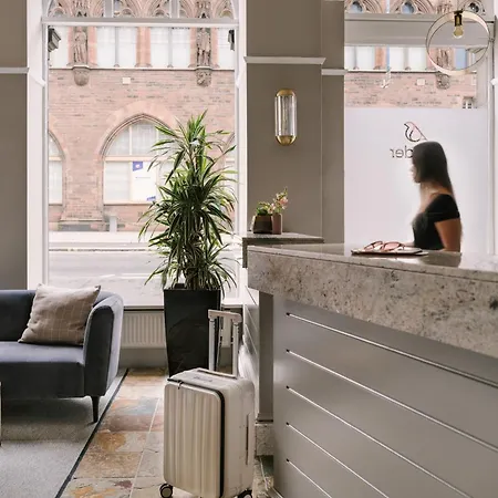 Aparthotel Sonder Royal Garden Edinburgh