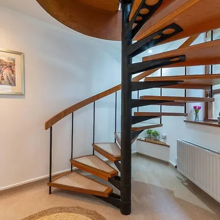 The Converted Stables - A Characterful Mews House Edimburgo