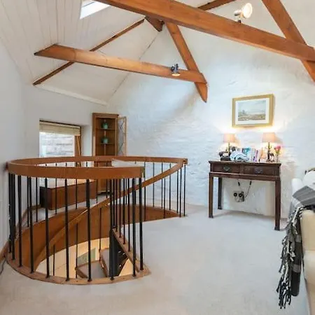 Holiday home The Converted Stables - A Characterful Mews House