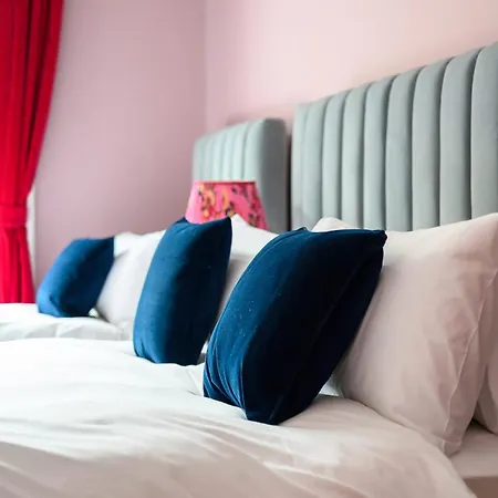 Гостевой дом Queen Charlotte