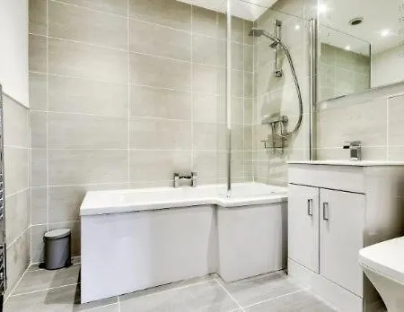 By The Meadows, Close To Centre Apartament Edynburg