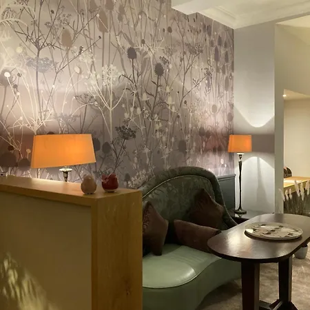 Hotel 21212