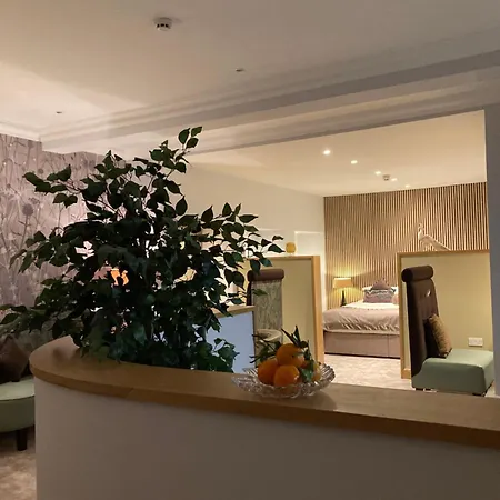 21212 Hotel 5*