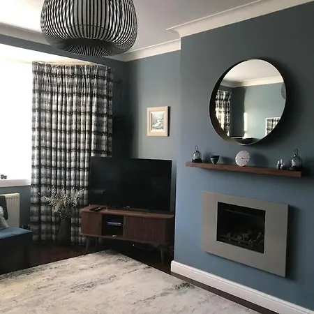 Ultra Stylish Furnished In * Edimburgo