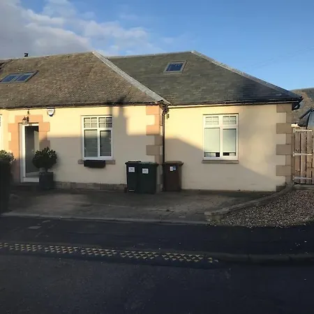 Ultra Stylish Furnished In Vakantiehuis *