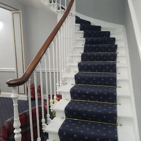 Mayfield 3* Edinburgh