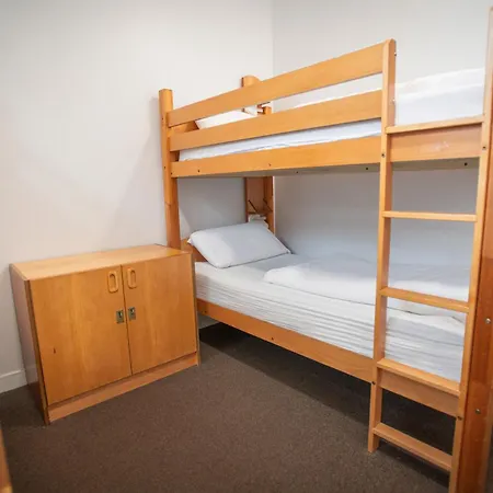 Edinburgh Central Accommodation Hostel *
