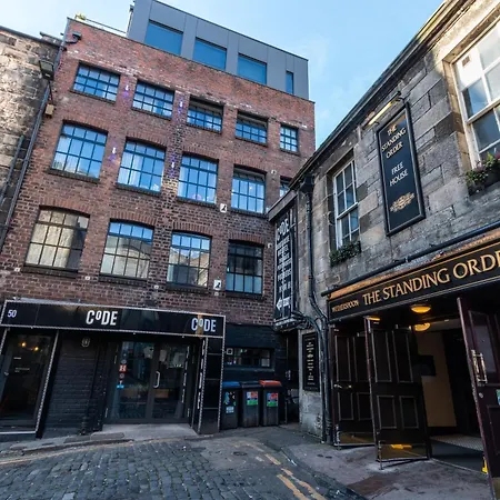Code Pod - The Loft - Hostel *