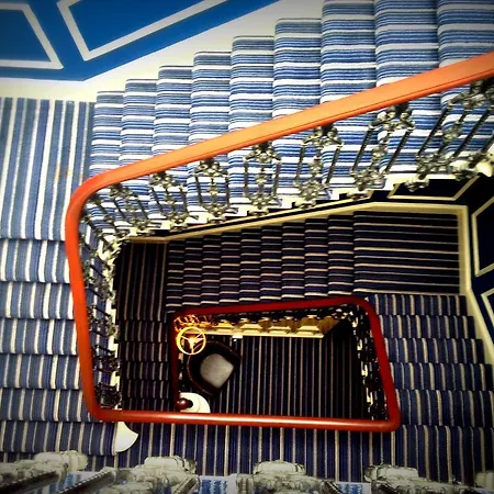 Piries 3* إدنبرة