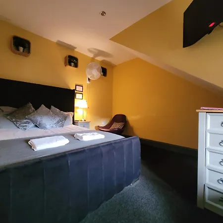 - Gilmore 3* 爱丁堡