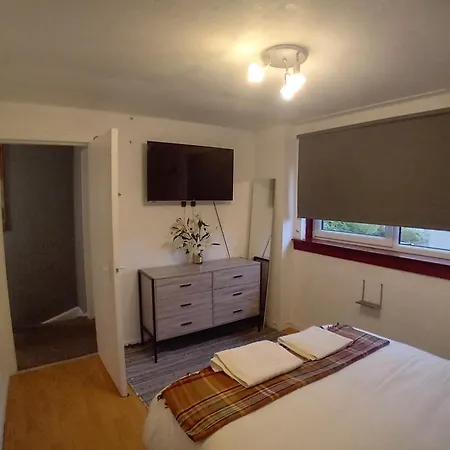 White House In Edinburgh, 2 Bedroom Good Location * Edinburgh
