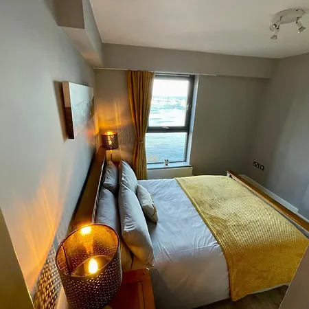 Corinthian Quay * Edinburgh