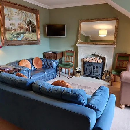 Stunning 5br Royal Mile Penthouse *