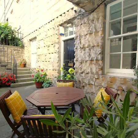 Apartment Centre New Town 2 Bedroom Flat Edinburgh
