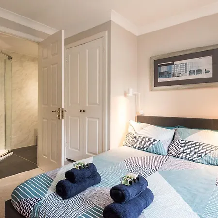 Lejlighed Cosy Roseburn Apartment, - 2 Bedrooms, Free Parking Edinburgh
