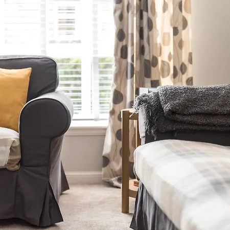 Cosy Roseburn Apartment, - 2 Bedrooms, Free Parking Lejlighed *