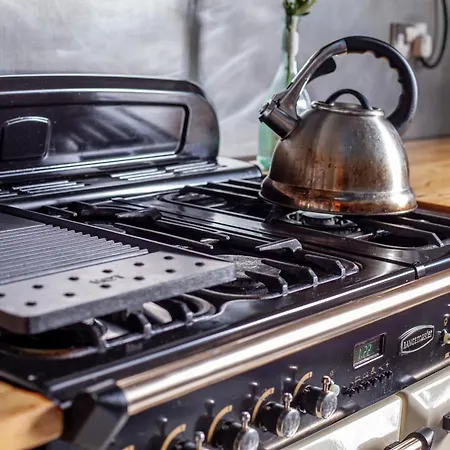 Stylish Victorian Apartment's Close To The Botanical Gardens, Free Parking! * Edynburg