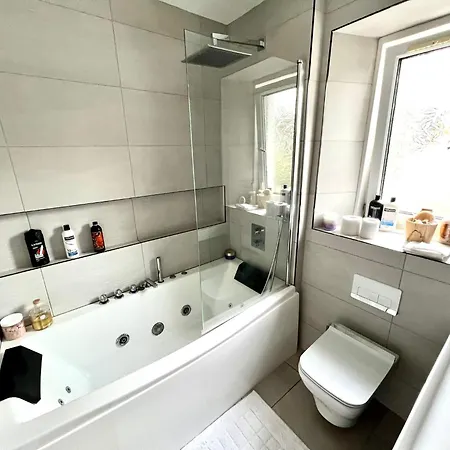 Immanuel House - Modern Luxury Victorian 1872 - Free Parking & Superfast Fibre Optic Wifi Edinburgh