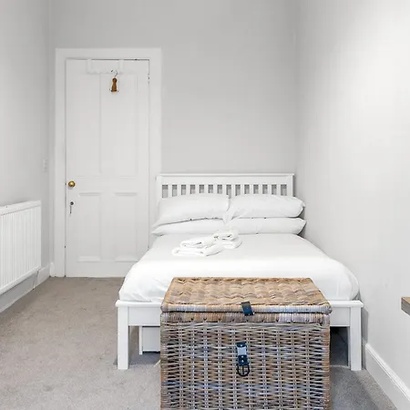 Apartament Guestready - Serenity Flat Near St. Centre Edynburg