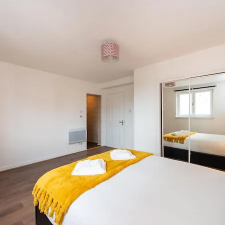 Ground Floor 2 Bed Flat Slateford Appartement *