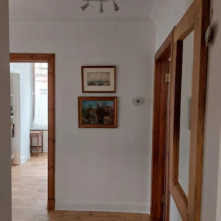 Portobello Charming Seaside 3-br *