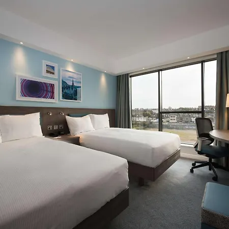 Otel Hampton By Hilton West End