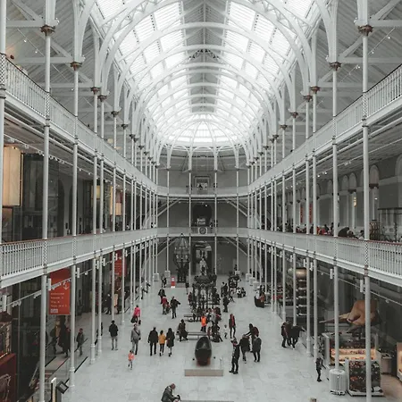 Pass The Keys Spacious 2-br Flat For 4 In Morningside *