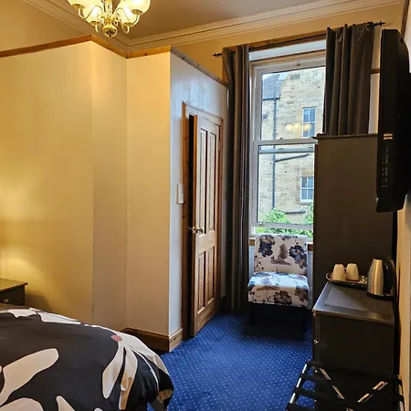 Smiths Bed & Breakfast 3*