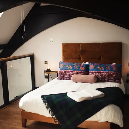 Slateford House 1770 Luxury By The House Of Danu מלון דירות